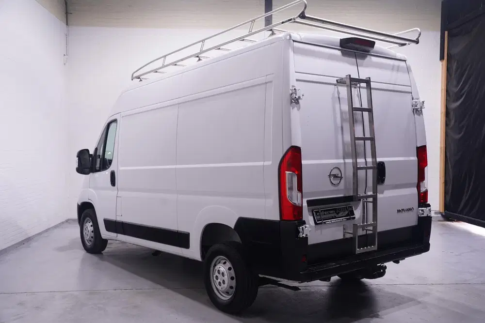 Opel Movano 2.2D 140 pk L2H2 Navi uit 2023, foto 3