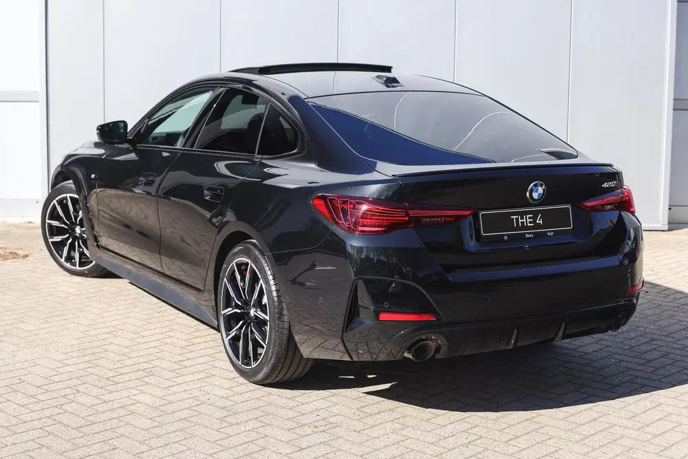 BMW 4-serie Coupé 420i M Sport Automaat uit 2026, foto 2