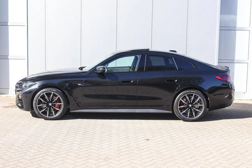BMW 4-serie Coupé 420i M Sport Automaat uit 2026, foto 8