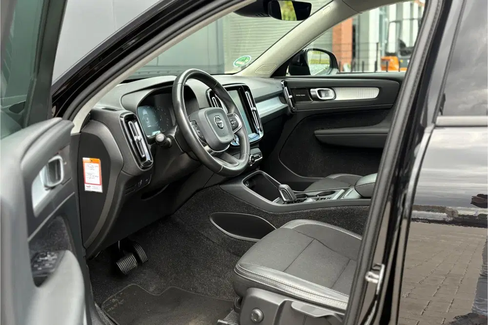 Volvo XC40 1.5 T3 Momentum Pro 164pk uit 2019, foto 4
