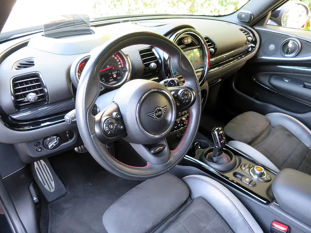 Mini Clubman 2.0 JCW ALL4 Chili F54 LCI NL-auto uit 2019, foto 11