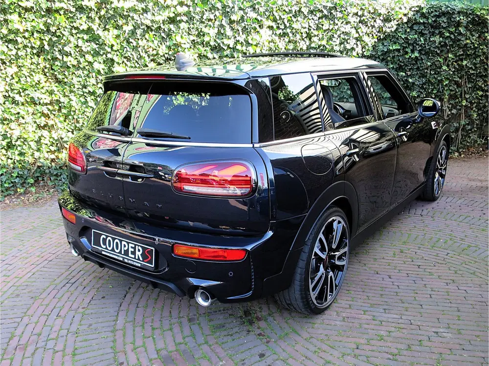 Mini Clubman 2.0 JCW ALL4 Chili F54 LCI NL-auto uit 2019, foto 2
