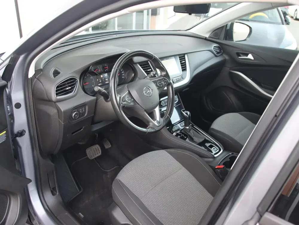 Opel Grandland 1.2 130PK Turbo Business Executive uit 2021, foto 3