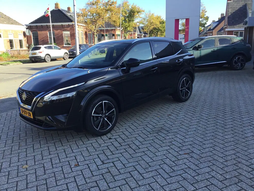 Nissan Qashqai 1.3 MHEV 158 Xtronic Tekna+Design Pack uit 2024, foto 2