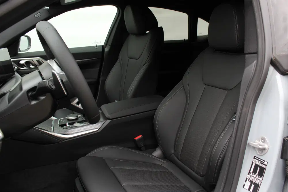BMW 4-serie Coupé 420i M Sport Automaat uit 2026, foto 7