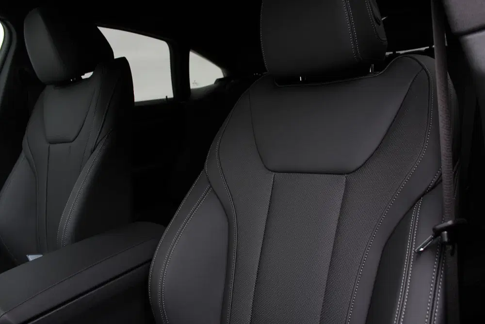 BMW 4-serie Coupé 420i M Sport Automaat uit 2026, foto 8