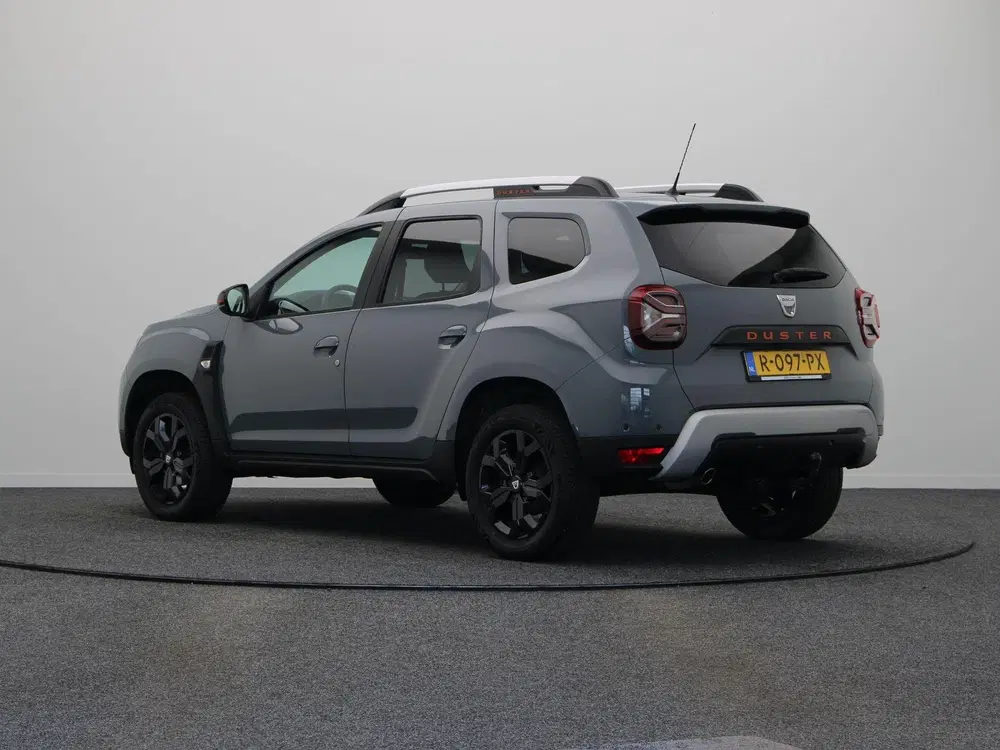 Dacia Duster TCe 100pk Bi-Fuel Extreme uit 2022, foto 2