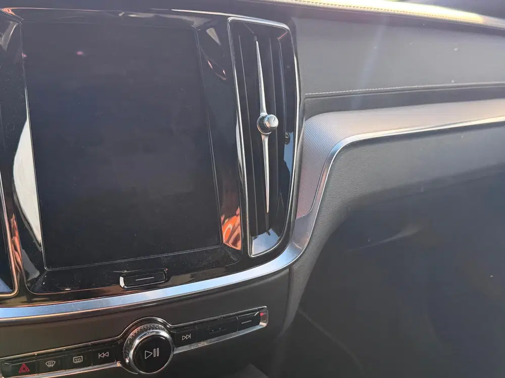 Volvo S60 2.0 Recharge T8 AWD R-Design uit 2020, foto 7
