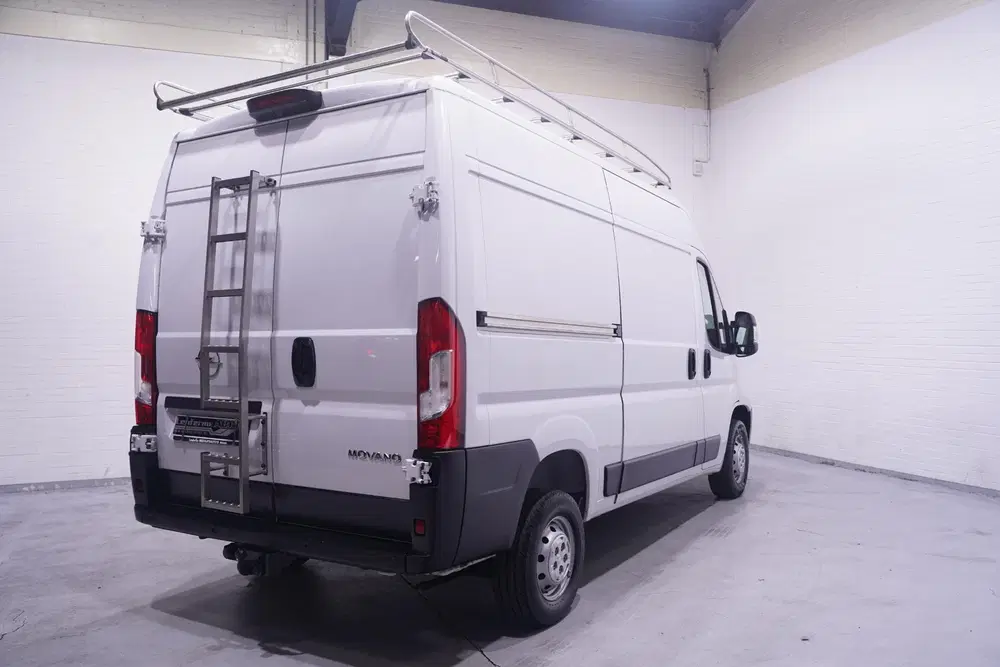 Opel Movano 2.2D 140 pk L2H2 Imperiaal met Trap uit 2023, foto 4