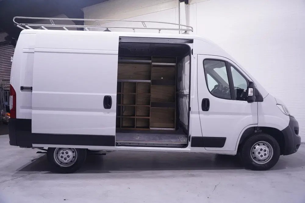 Opel Movano 2.2D 140 pk L2H2 Imperiaal met Trap uit 2023, foto 9