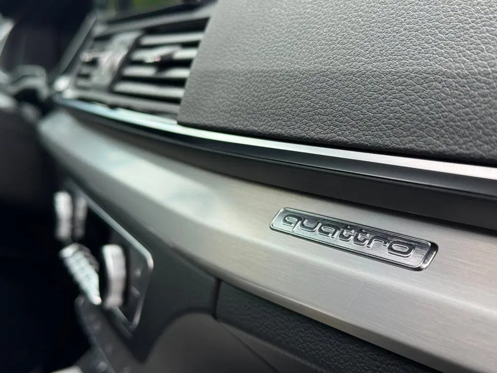 Audi Q5 55 TFSI e S edition Competition uit 2022, foto 13