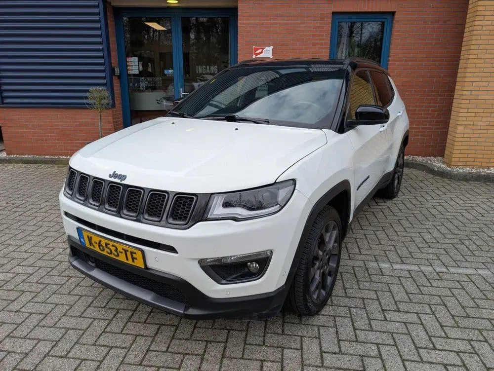 Jeep Compass 4xe 240 Plug-in Hybrid Electric S uit 2021