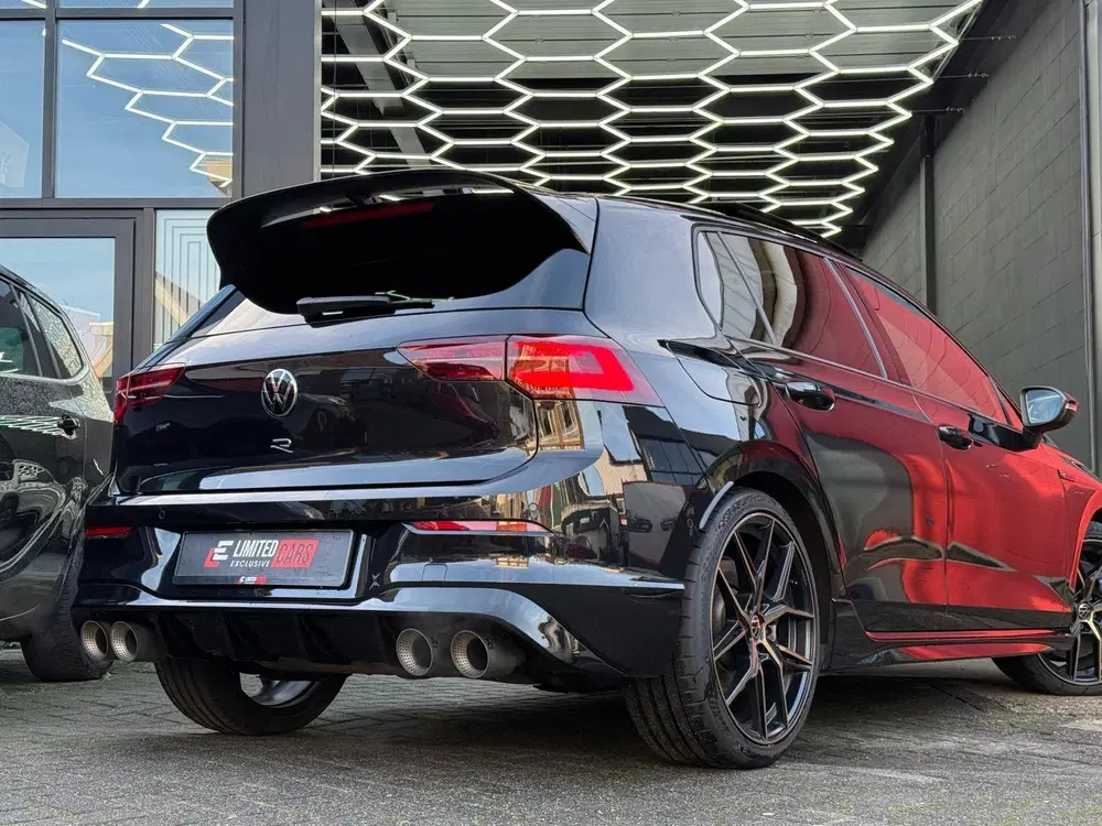 Volkswagen Golf 8R 2.0 TSI R 4Motion PANO uit 2023, foto 15