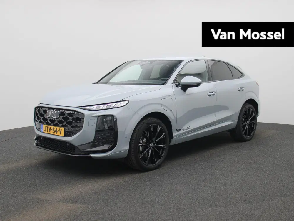 Audi Q3 1.5 e-hybrid S edition 272 PK l Demo l Ada uit 2026