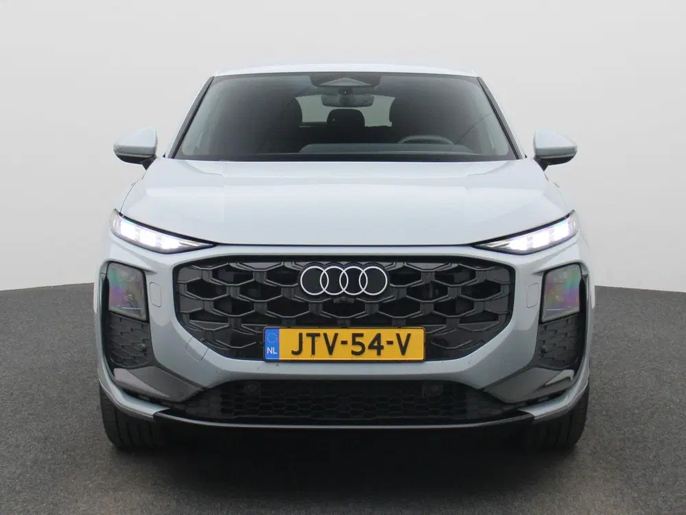 Audi Q3 1.5 e-hybrid S edition 272 PK l Demo l Ada uit 2026, foto 2