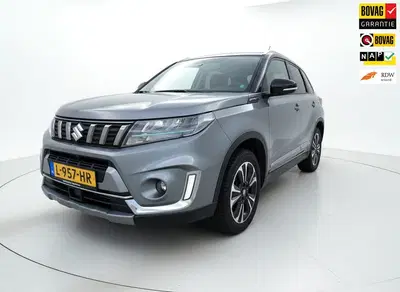 Suzuki Vitara 1.4 Boosterjet Style Smart Hybrid uit 2021
