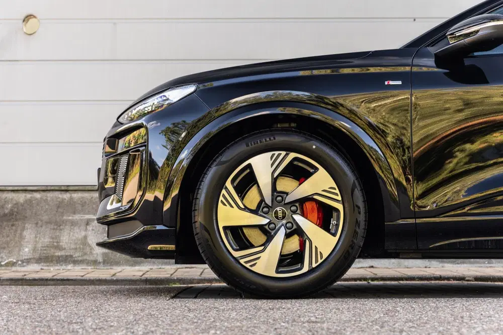 Audi Q6 e-tron 252pk S Edition 83 kWh uit 2026, foto 13