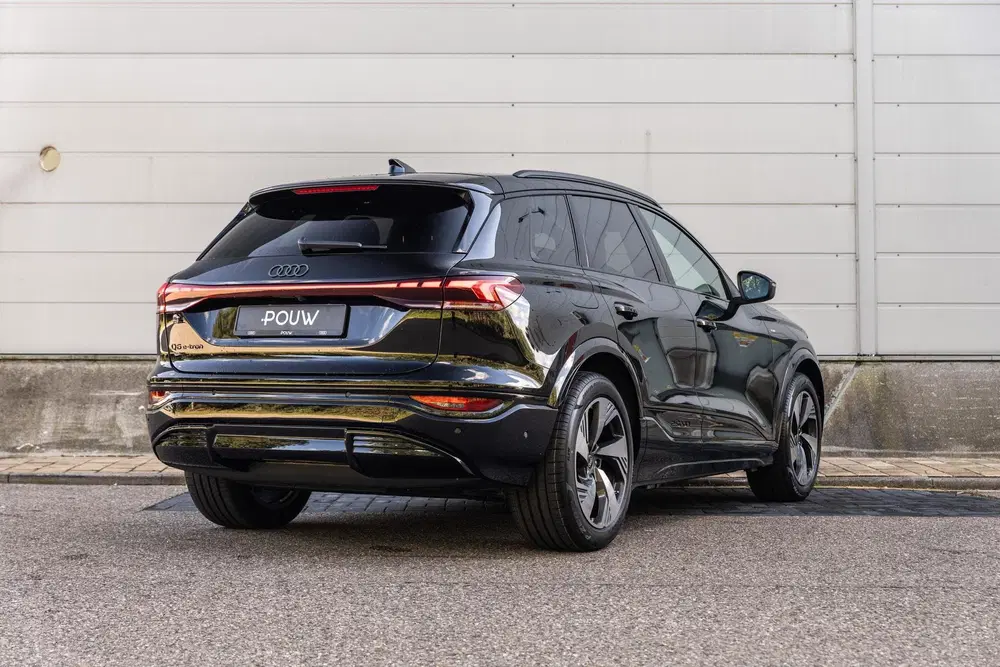 Audi Q6 e-tron 252pk S Edition 83 kWh uit 2026, foto 2