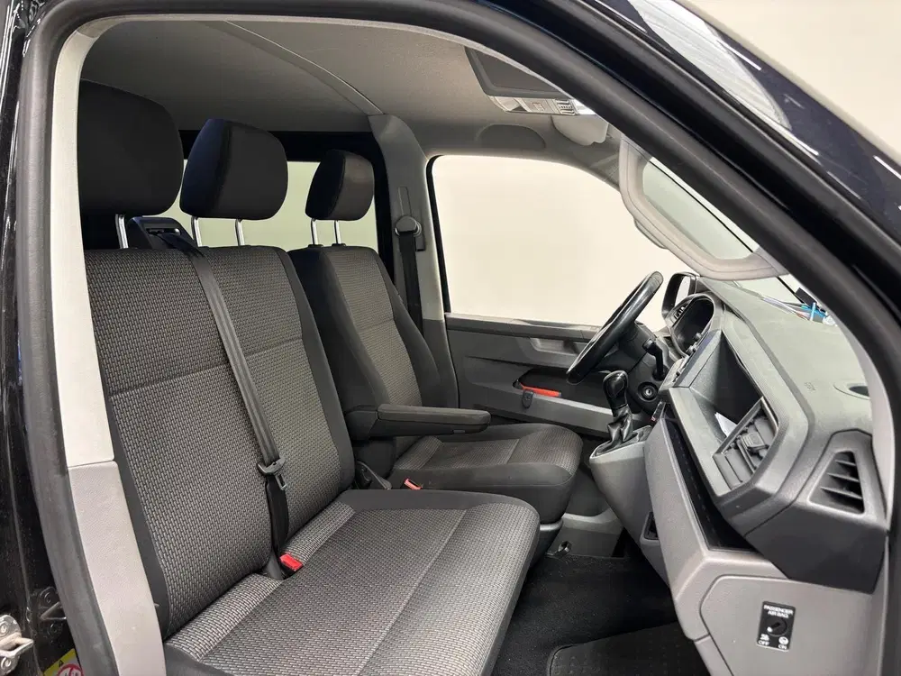 Volkswagen Transporter 2.0 TDI L2H1 28 Dubbele Cabine Highli uit 2023, foto 2