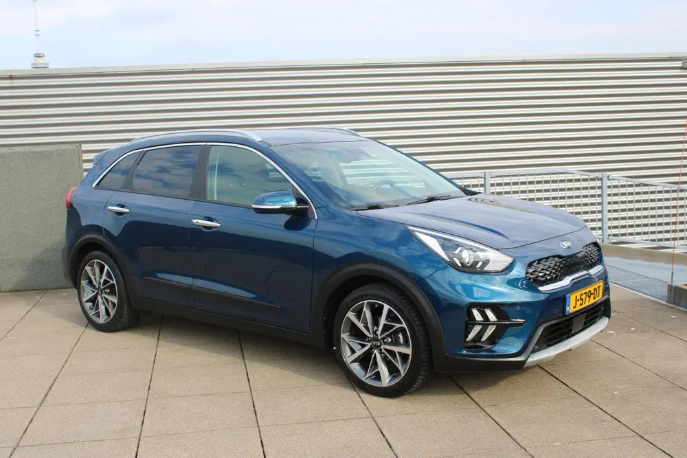 Kia Niro 1.6 GDi Hybrid DynamicPlusLine navigatei uit 2020, foto 2