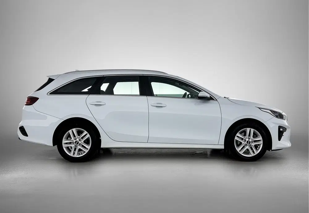 Kia Ceed 1.4 T-GDi DynamicLine uit 2019, foto 12