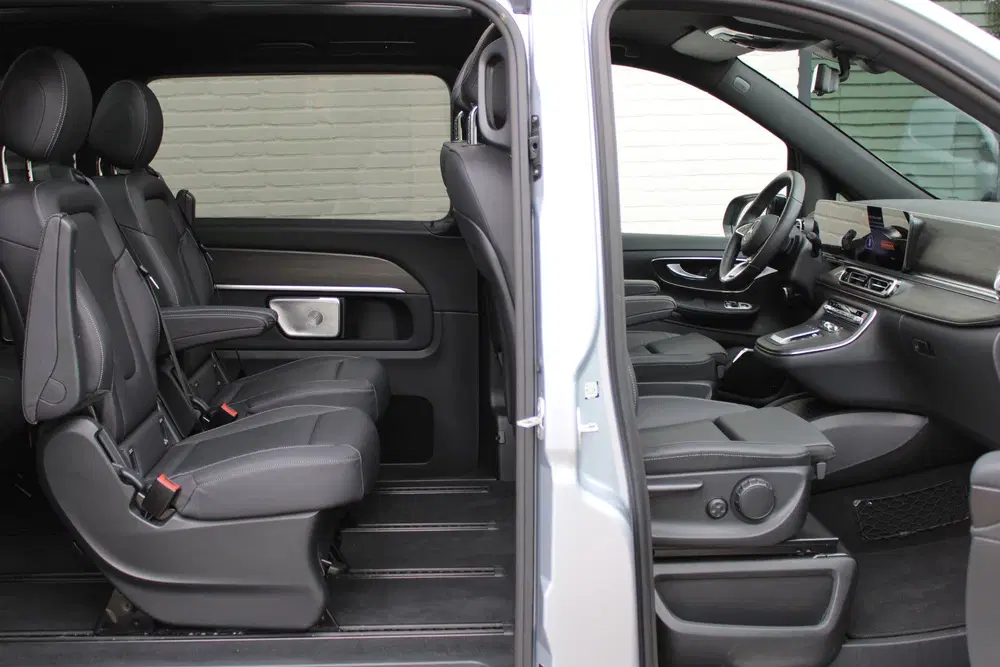 Mercedes-Benz EQV 300 L2 uit 2025, foto 4