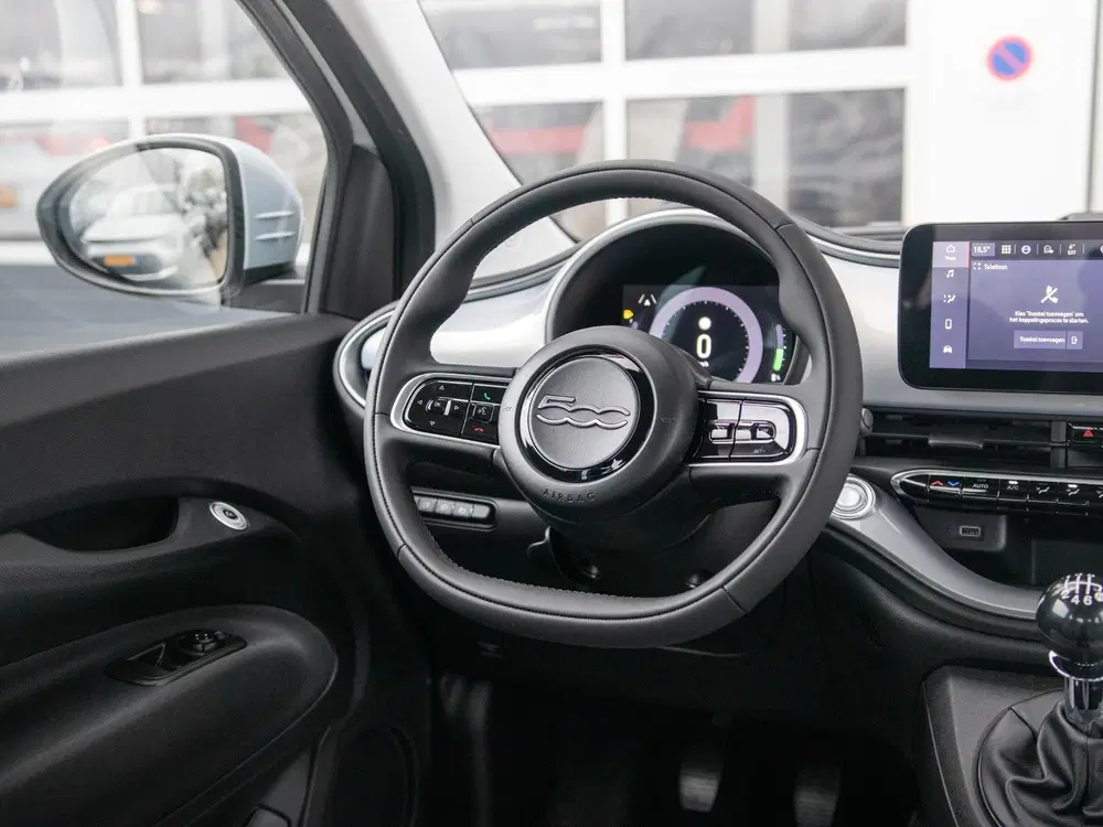 Fiat 500 Hybrid Torino Launch Edition uit 2026, foto 14