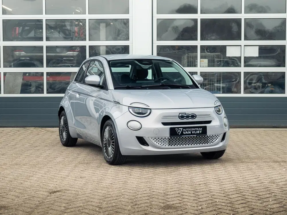 Fiat 500 Hybrid Torino Launch Edition uit 2026, foto 3