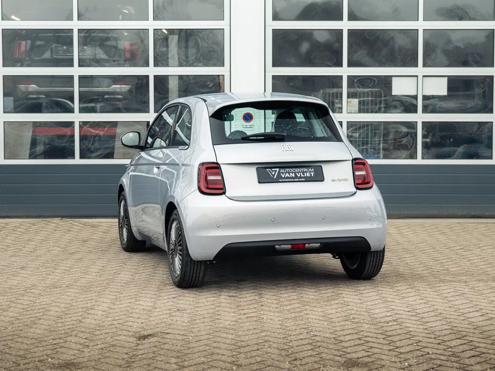 Fiat 500 Hybrid Torino Launch Edition uit 2026, foto 7