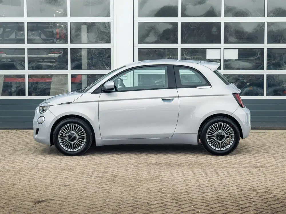 Fiat 500 Hybrid Torino Launch Edition uit 2026, foto 8