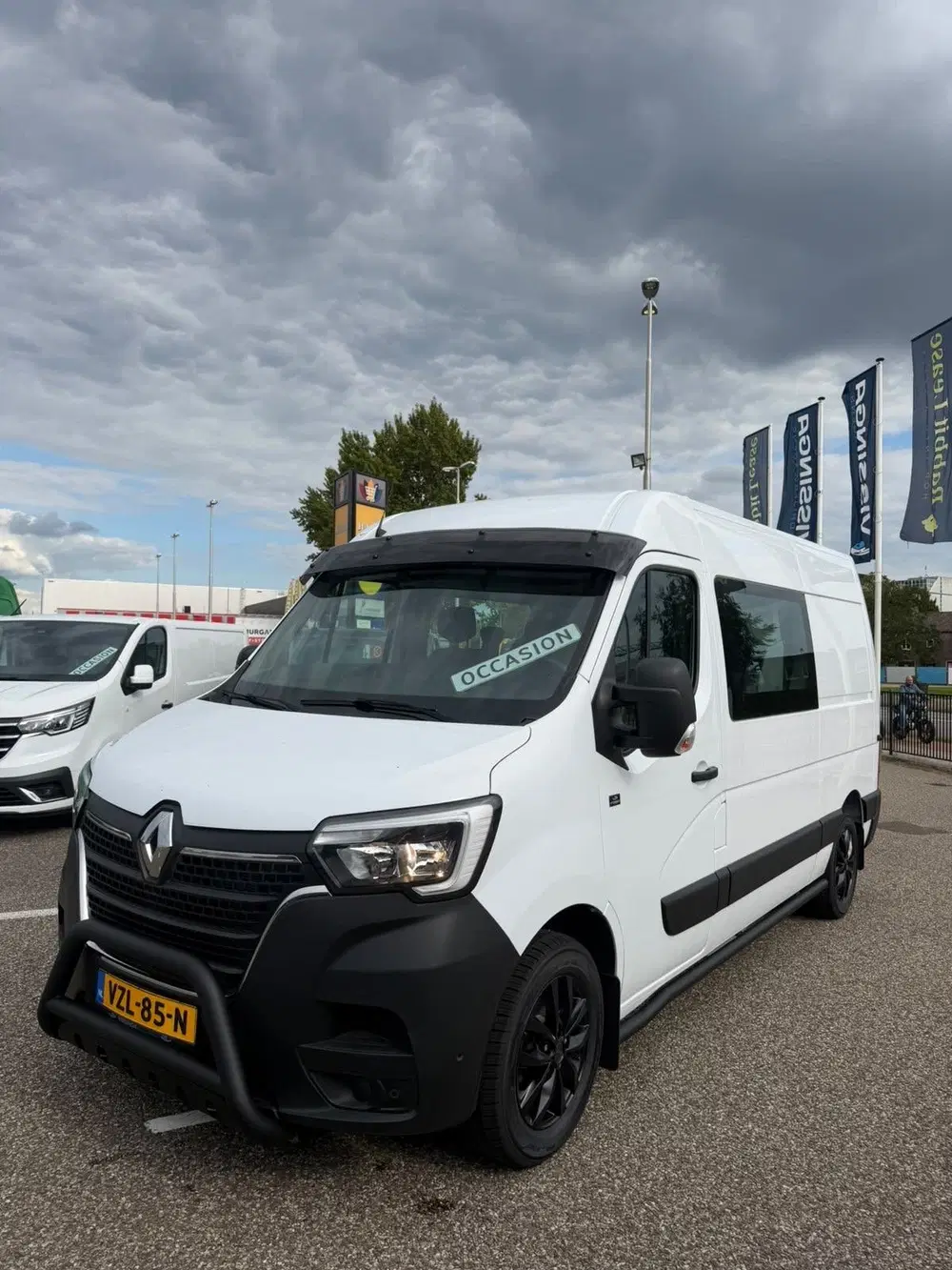 Renault Master T35 2.3 dCi 180 pk dubbel cabine 18.467 km uit 2023