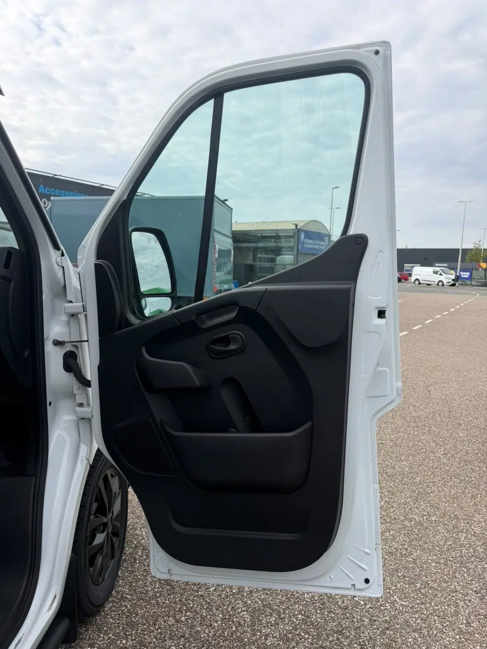 Renault Master T35 2.3 dCi 180 pk dubbel cabine 18.467 km uit 2023, foto 13