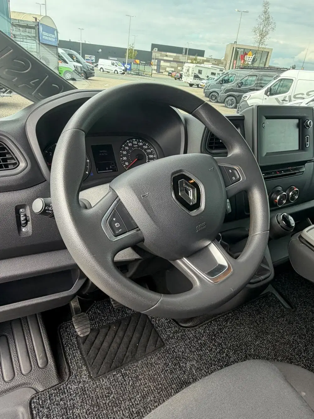 Renault Master T35 2.3 dCi 180 pk dubbel cabine 18.467 km uit 2023, foto 6