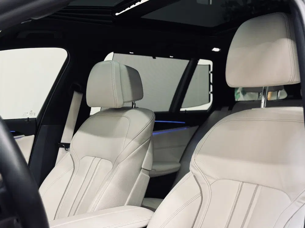 BMW 5-serie 5 Serie Touring 530i High Exe. M-Sport uit 2019, foto 4