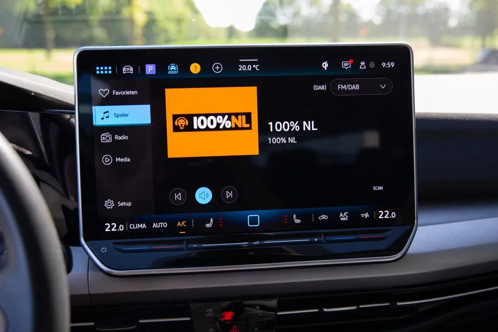 Volkswagen Golf 1.5 eTSI Life Edition uit 2025, foto 14