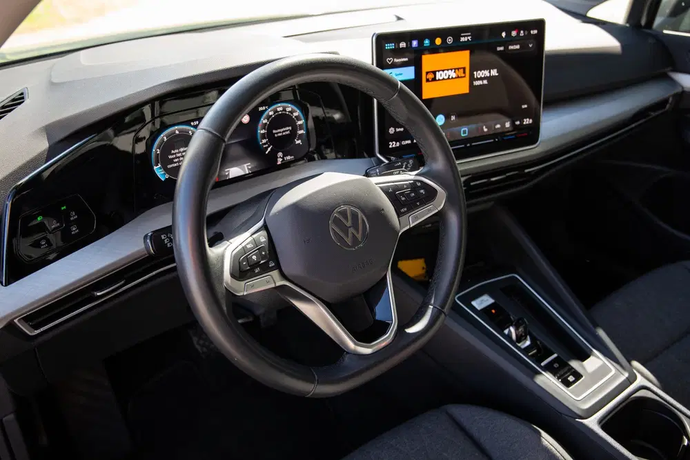 Volkswagen Golf 1.5 eTSI Life Edition uit 2025, foto 4
