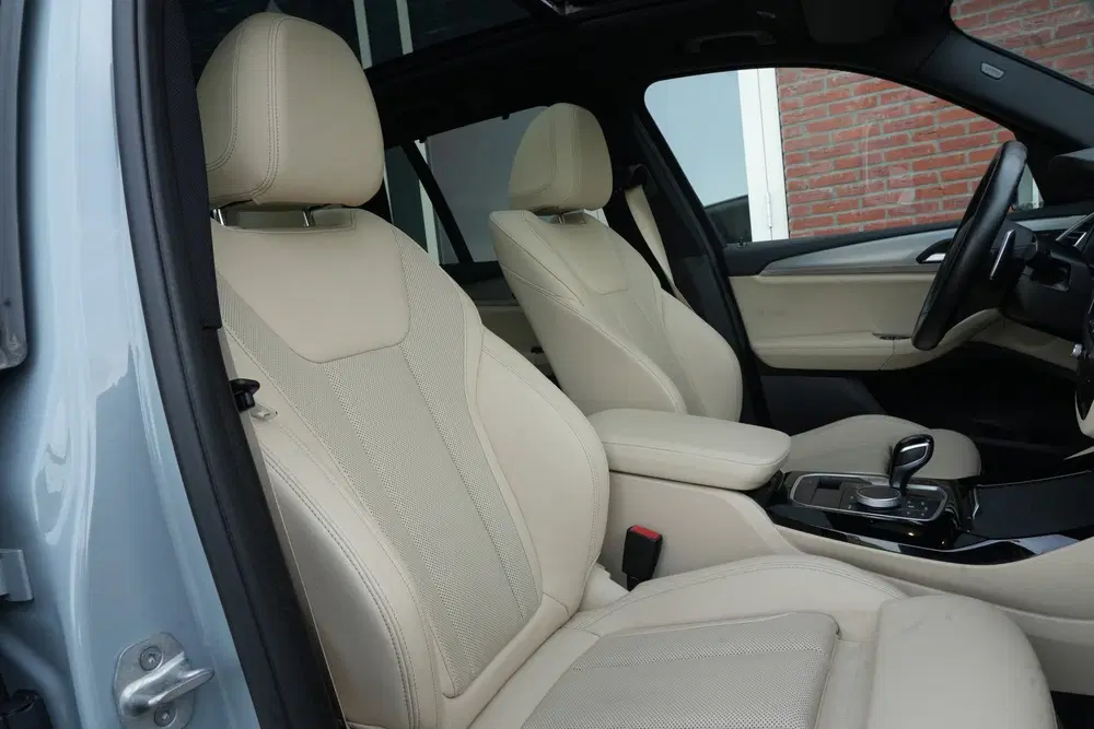 BMW X3 xDrive30e M Sport High Executive uit 2022, foto 11