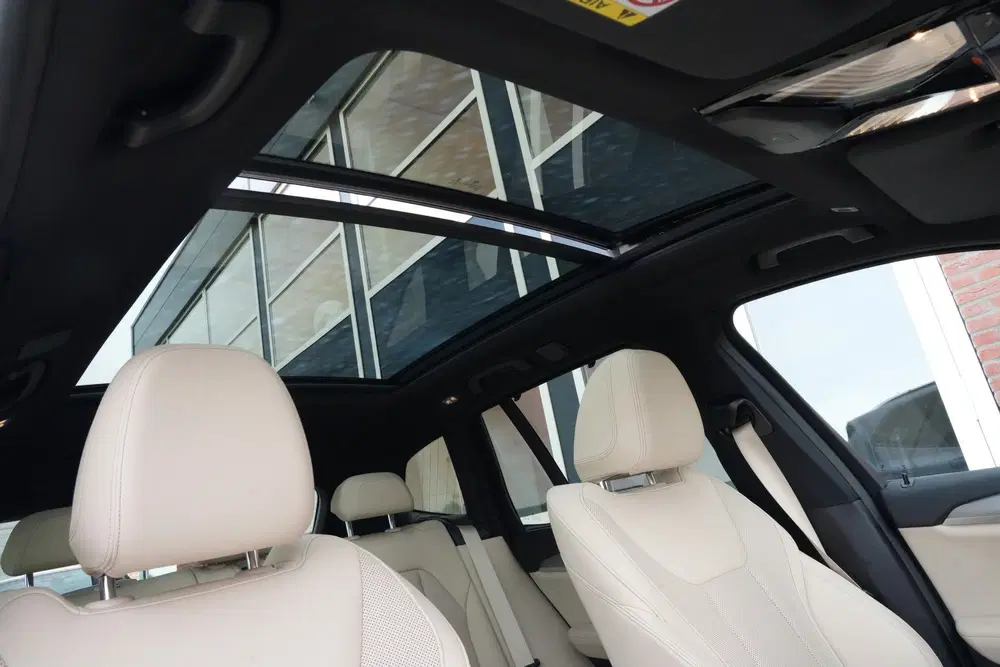BMW X3 xDrive30e M Sport High Executive uit 2022, foto 12
