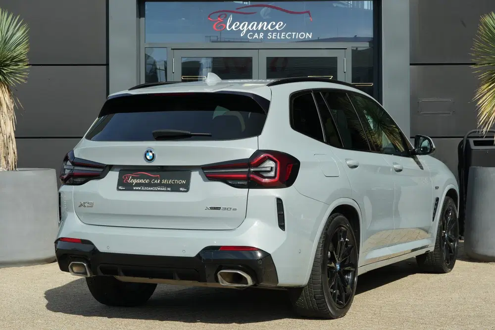 BMW X3 xDrive30e M Sport High Executive uit 2022, foto 2