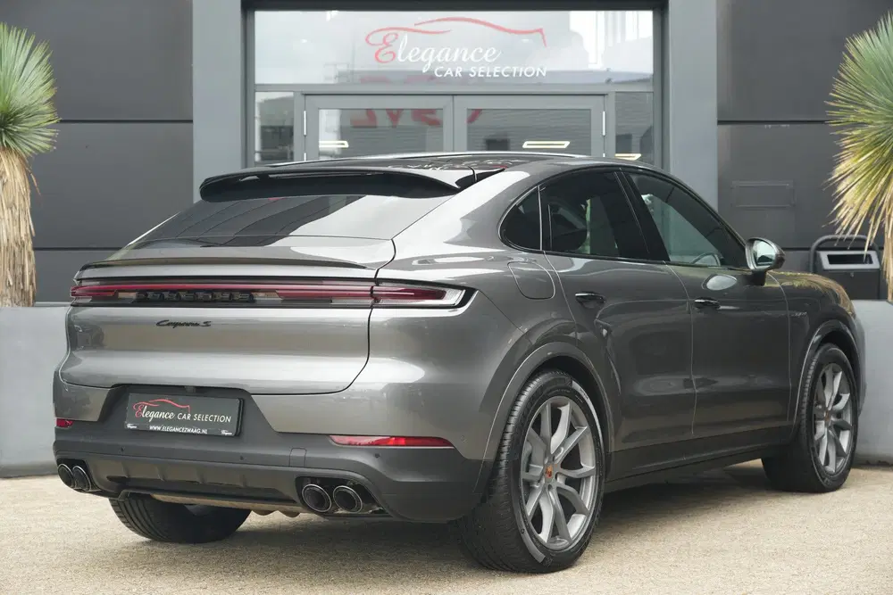 Porsche Cayenne Cayenne Coupé 3.0 S E-Hybrid uit 2025, foto 2