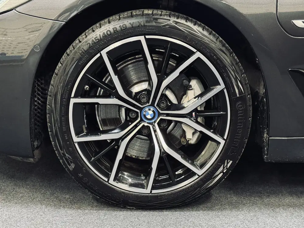BMW 5-serie 5 Serie Touring 530e M-Sport uit 2023, foto 10
