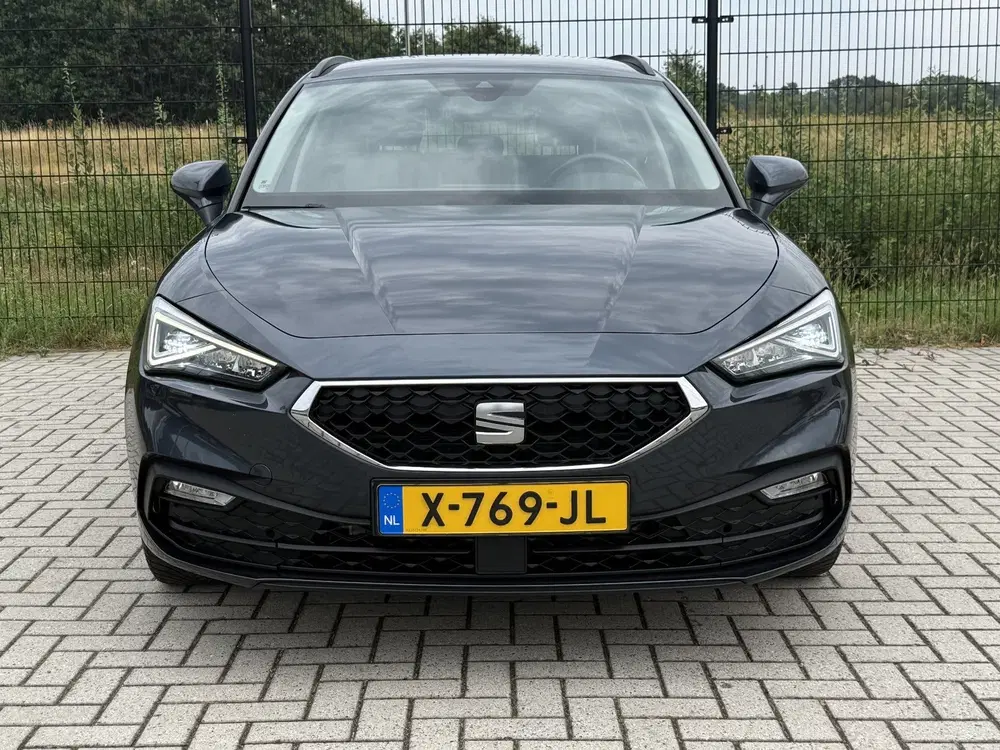 SEAT Leon 1.0 eTSI FR Business Intense uit 2022, foto 8