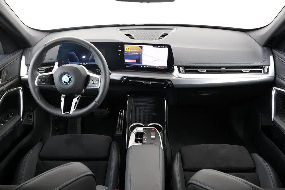 BMW X1 xDrive25e uit 2025, foto 12
