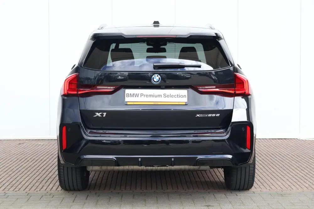 BMW X1 xDrive25e uit 2025, foto 8