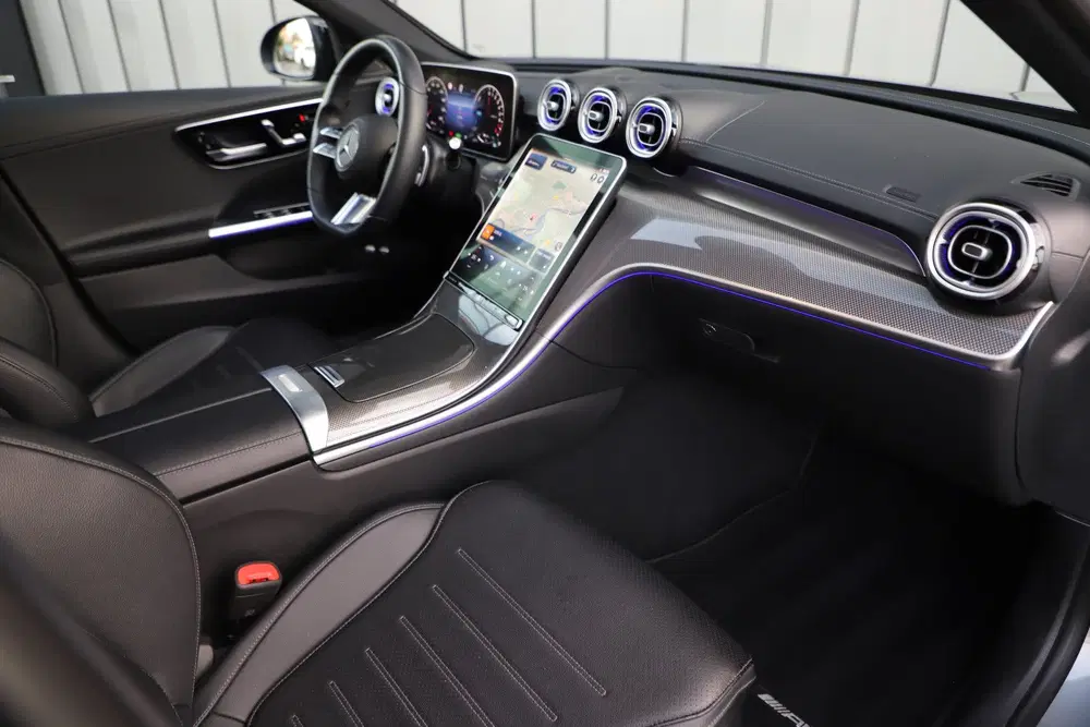 Mercedes-Benz C-Klasse 300e AMG uit 2022, foto 2