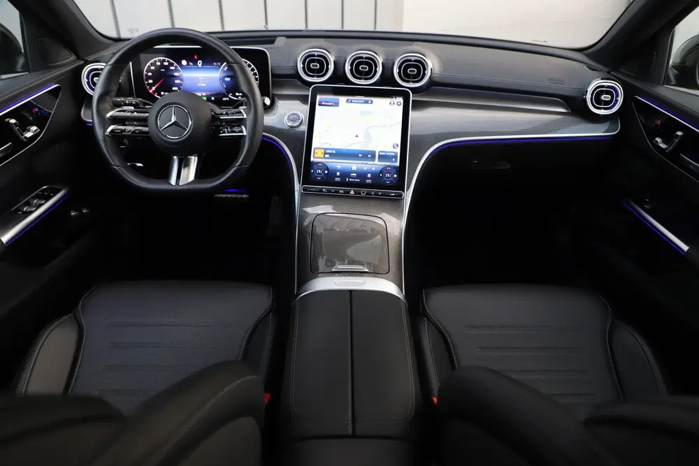 Mercedes-Benz C-Klasse 300e AMG uit 2022, foto 4