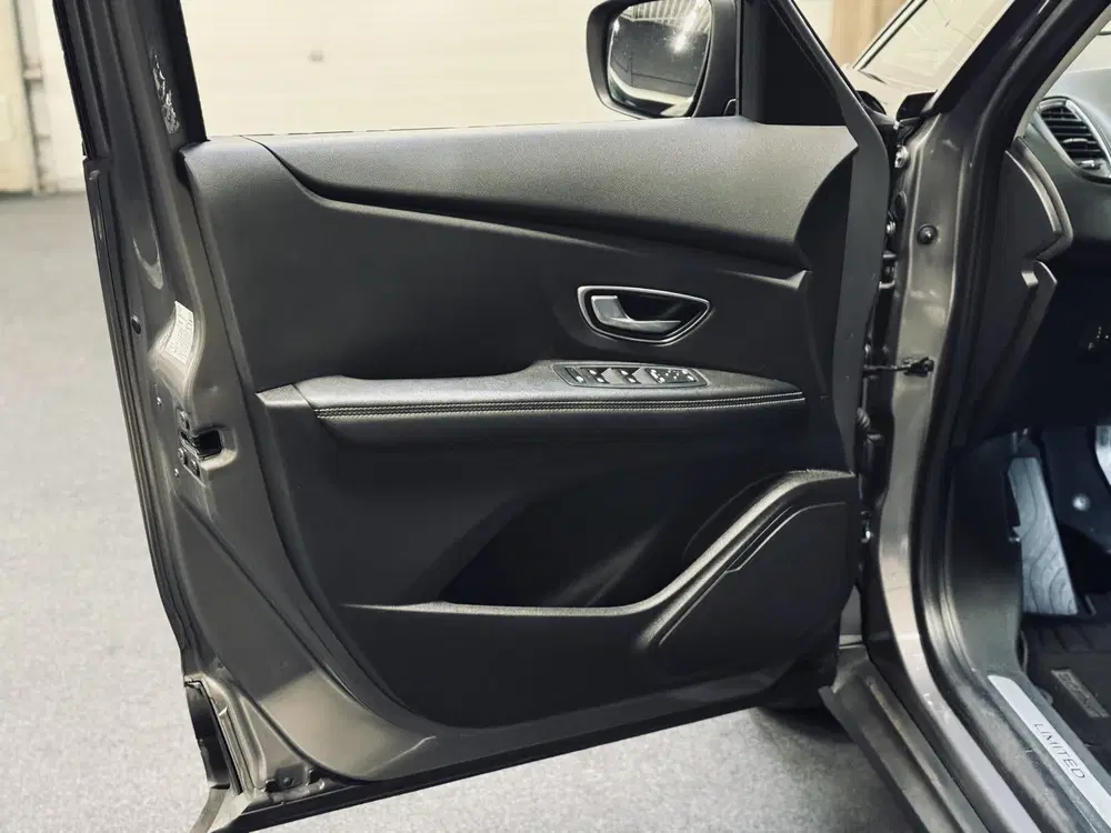 Renault Grand Scenic Grand Scénic 1.3 TCe Limited 7p. uit 2019, foto 12