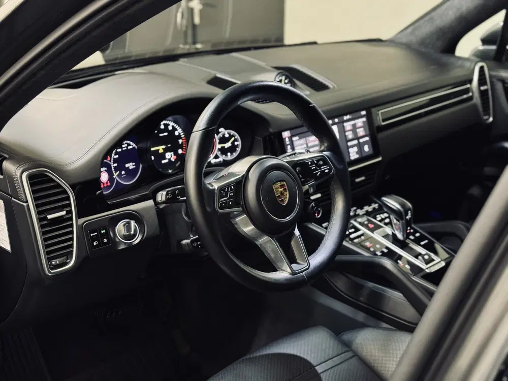 Porsche Cayenne 3.0 E-Hybrid uit 2021, foto 14