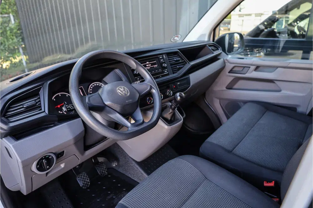 Volkswagen Transporter 2.0 TDI L2H1 150PK AC I Cr.Contr. uit 2021, foto 11