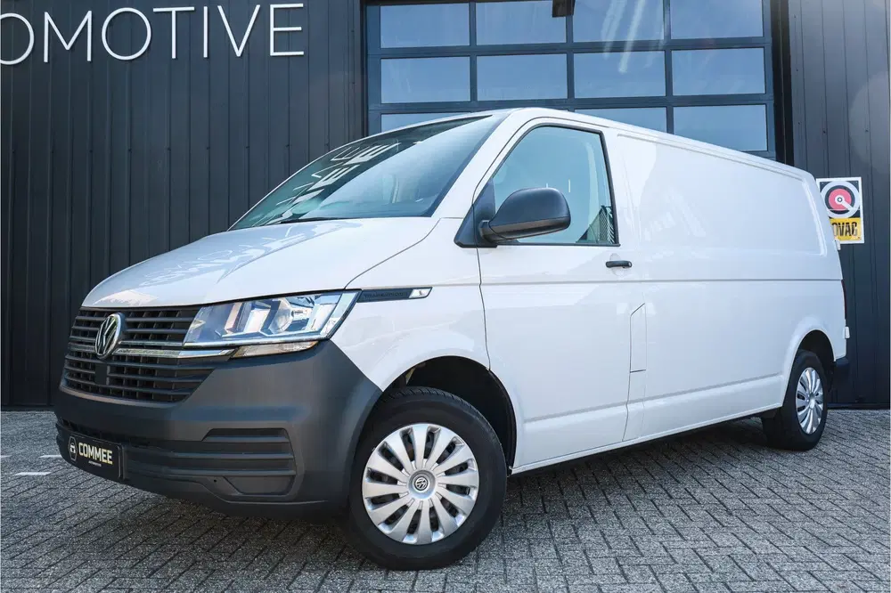 Volkswagen Transporter 2.0 TDI L2H1 150PK AC I Cr.Contr. uit 2021, foto 2